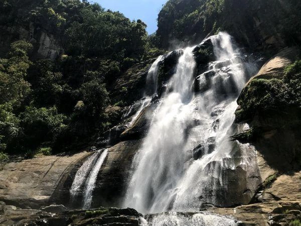 Diyaluma & Ravana Falls